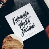 Photo quotes influence decisions